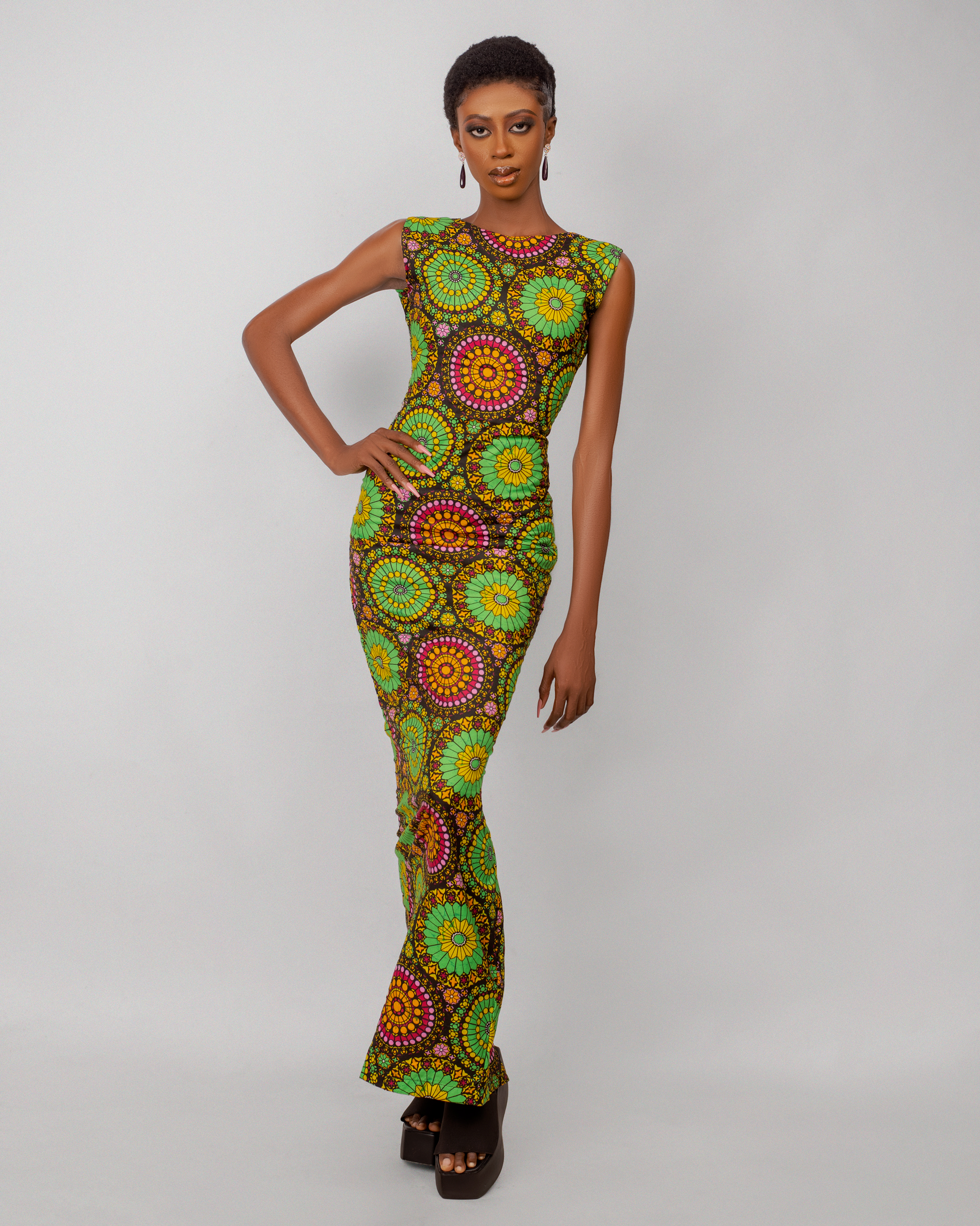 Green sleeveless long dress