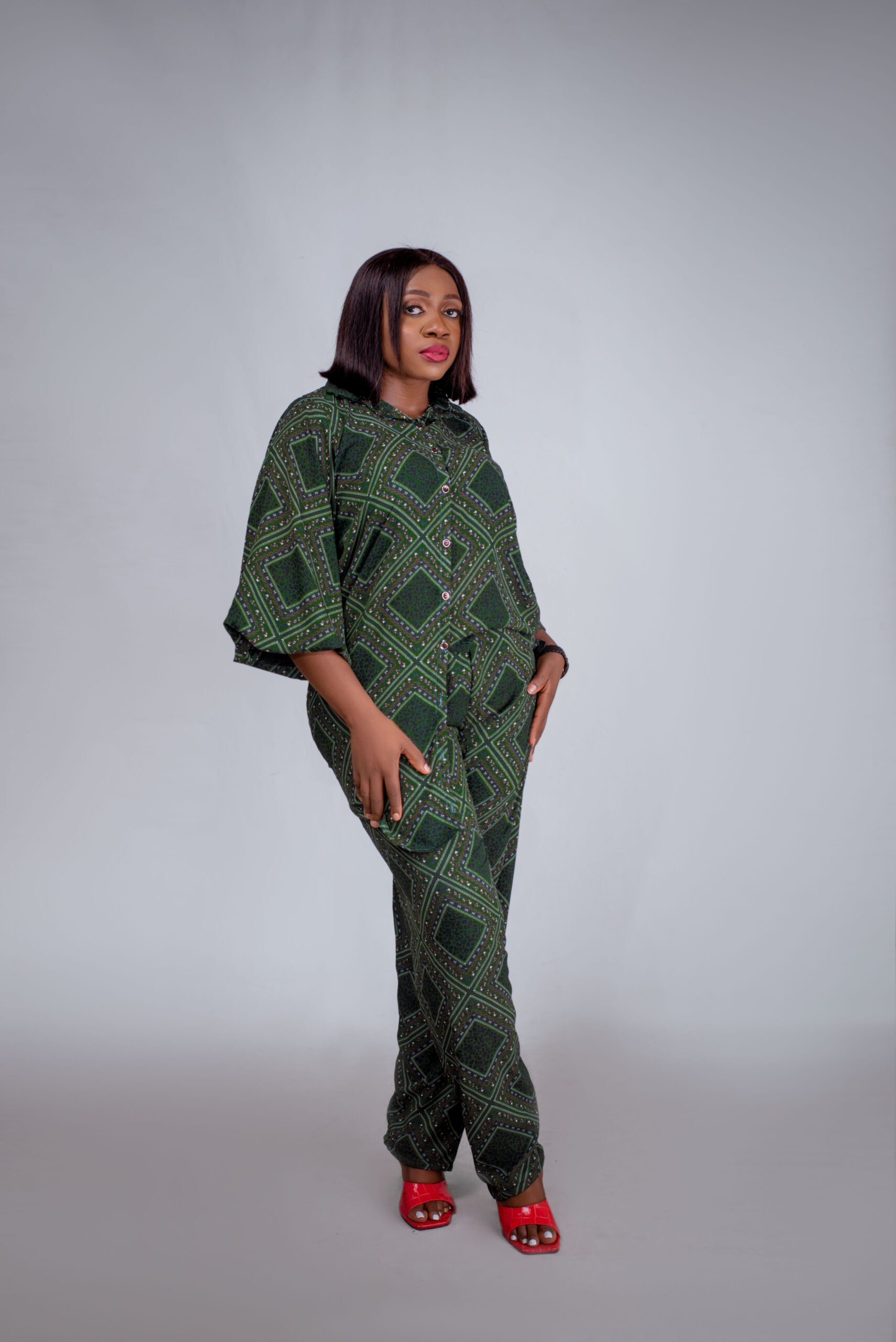 CHIOMA PANTS SET