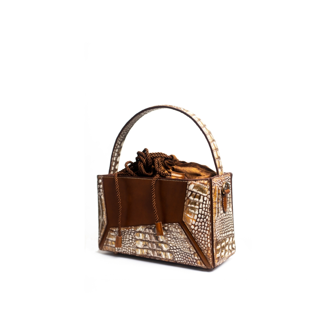 Lade Bucket Bag