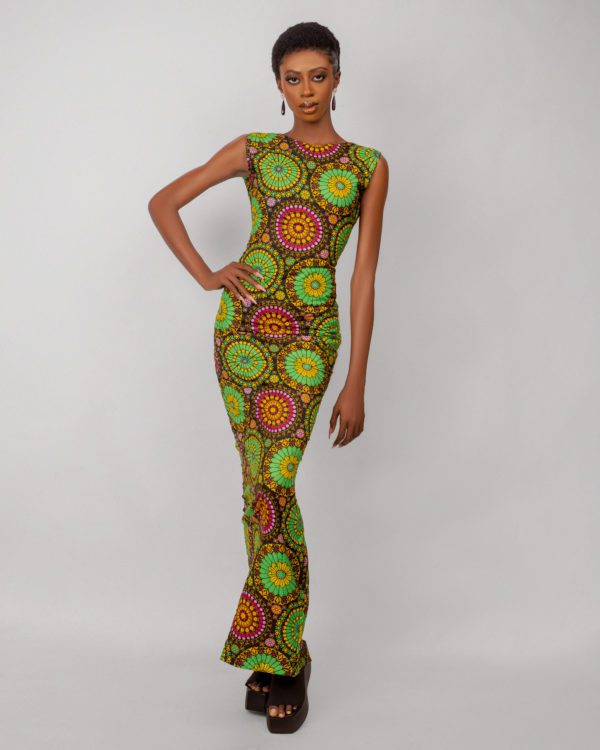 Green sleeveless long dress