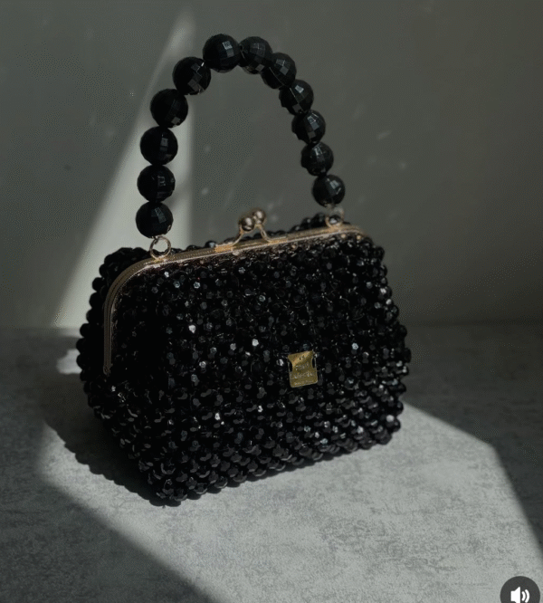 Round pearl bag - Image 14